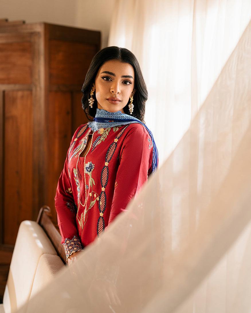 Roheenaz | Aashiyana Lawn | Ushna - Official Roheenaz stockist in UK - Sakeena London