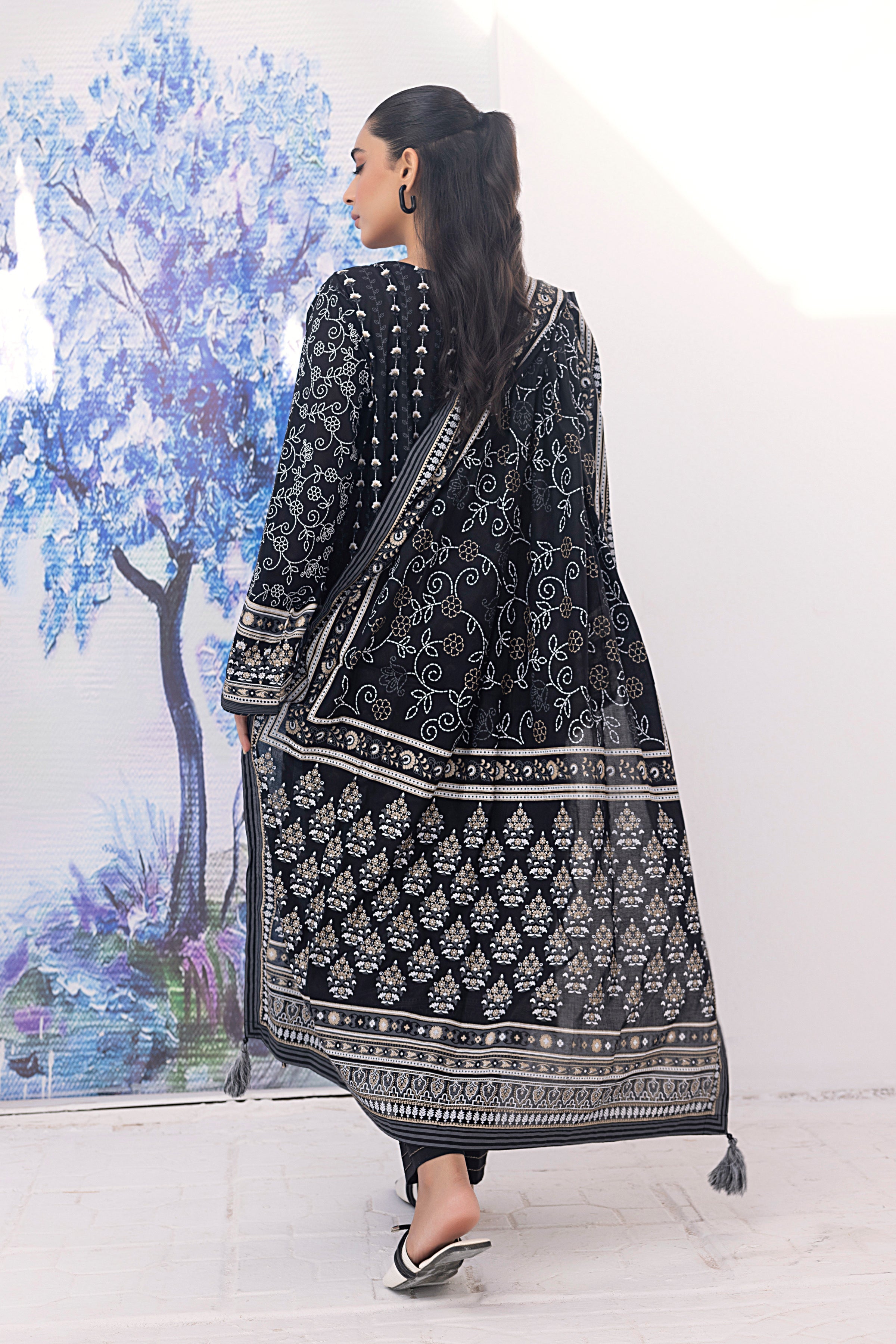 LSM | Winter Marina 24 | 0047 - Official LSM stockist in UK - Sakeena London
