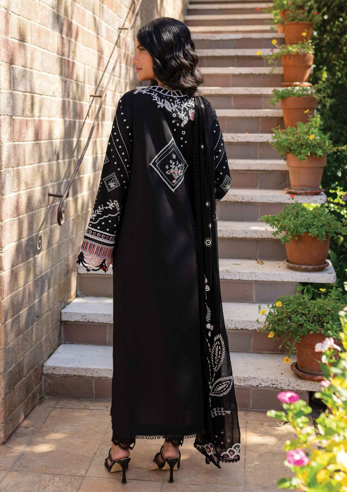 Lawn - Qalamkar - Qline - Summer 25 - QM#04 - GIGI