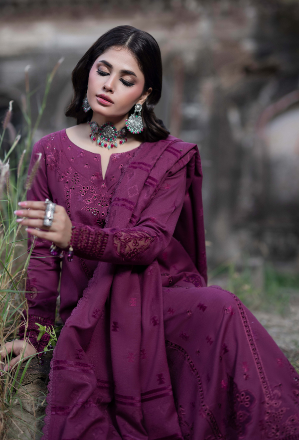 Humdum | Khumar 25 | D05 - Official Humdum stockist in UK - Sakeena London