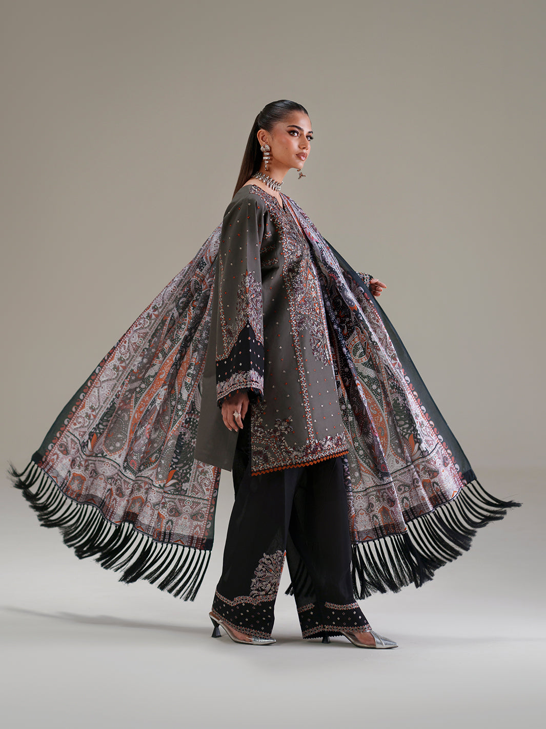 Bin Ilyas | Amour Luxury Lawn 26 |182-A