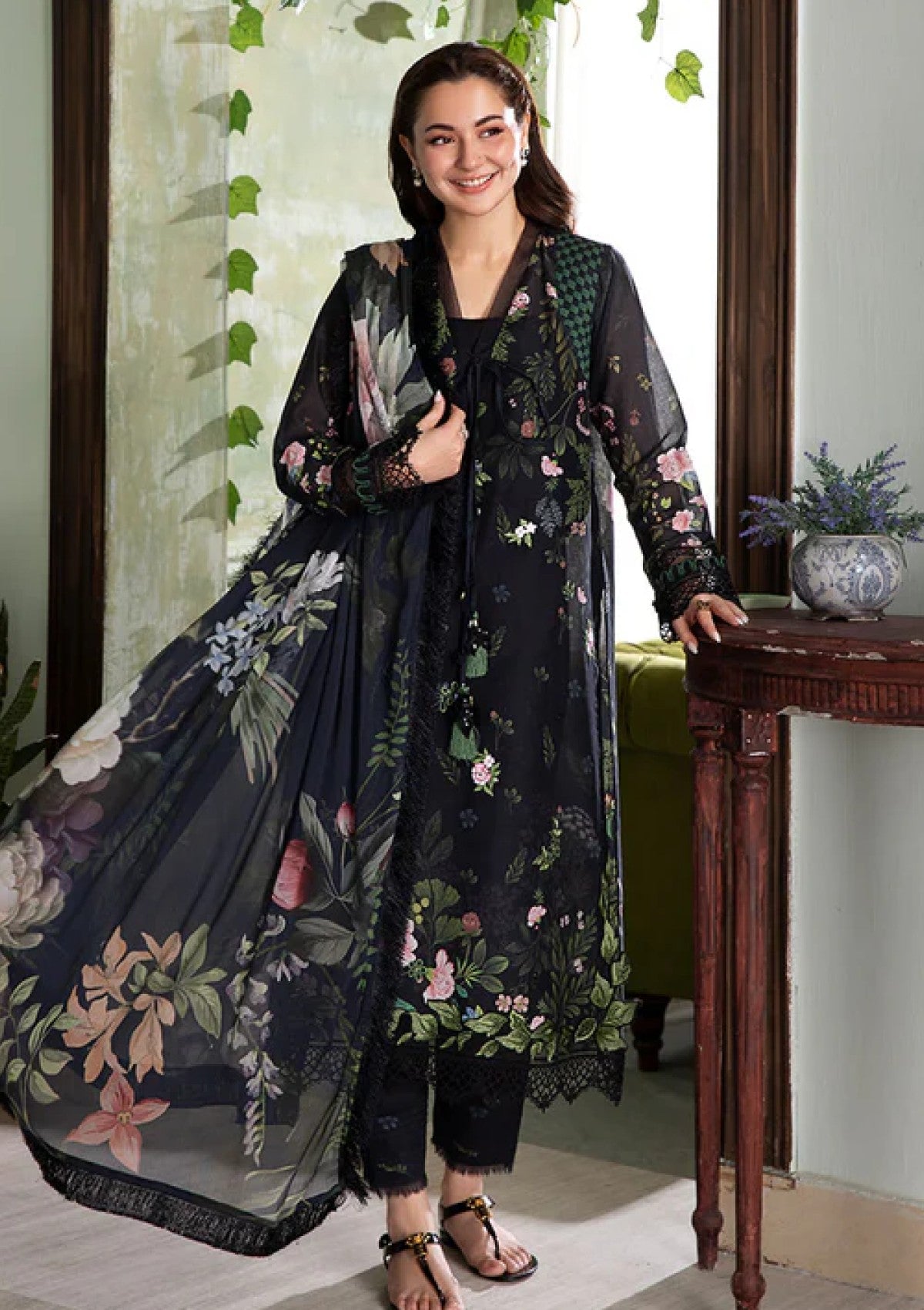 Lawn - Sobia Nazir - Vital Luxury 25 Vol 2 - SV2 #5A