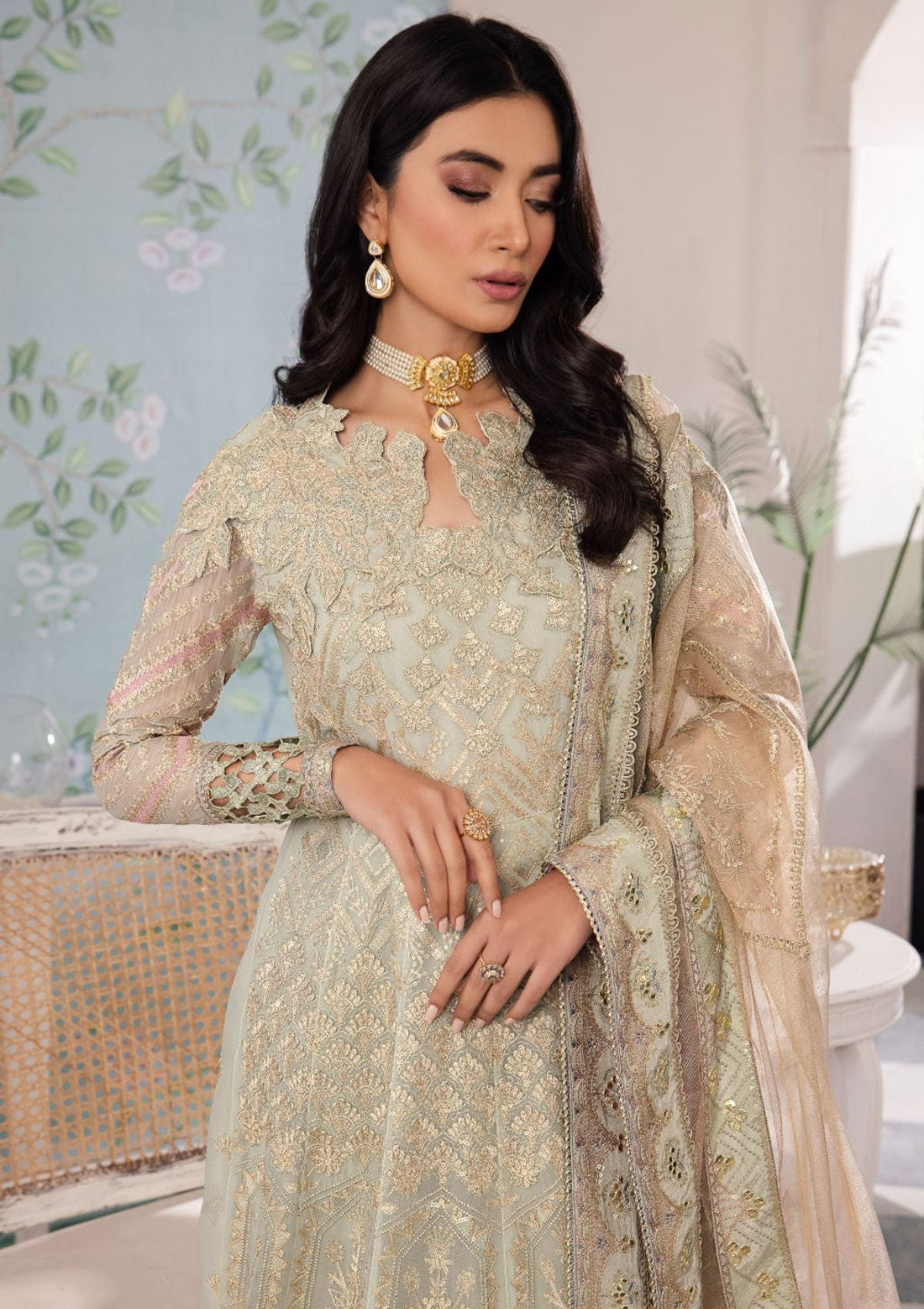 Formal Collection - Iznik - Chinon - ICC#33 - Qiana