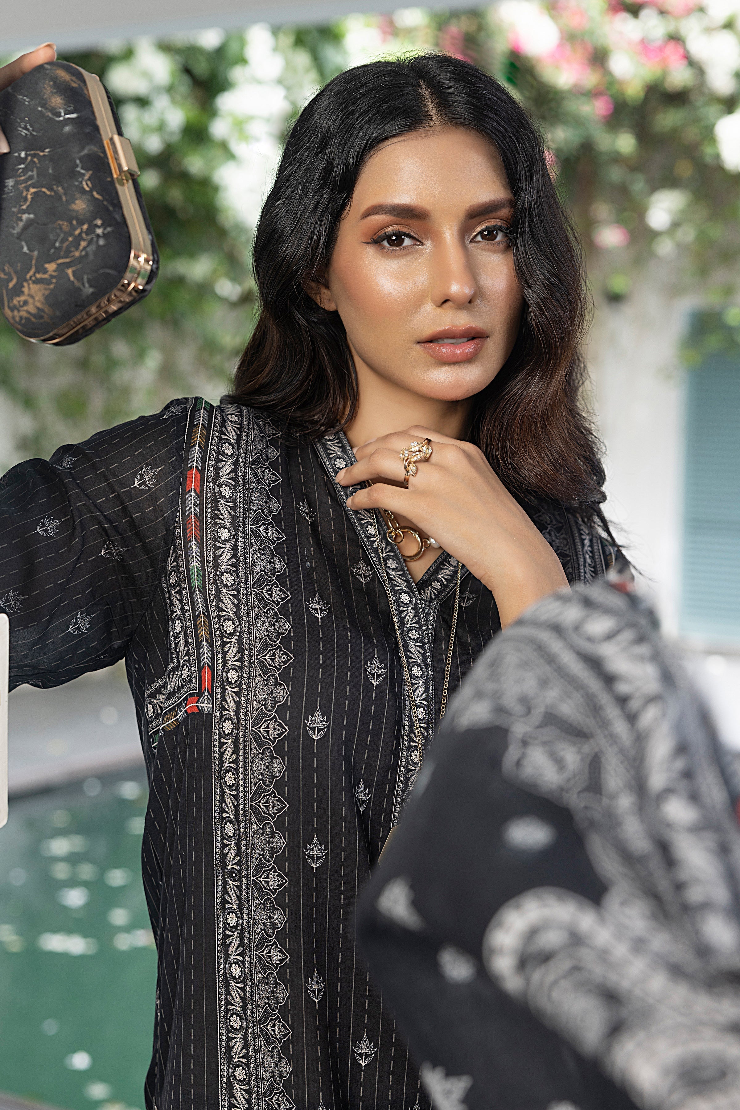 LSM | Winter Marina 24 | 0153 - Official LSM stockist in UK - Sakeena London