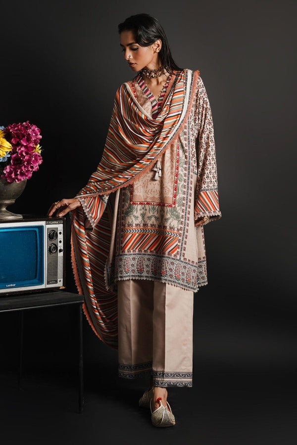 Sana Safinaz | Mahay Winter 23 | 18A - Official Sana Safinaz stockist in UK - Sakeena London