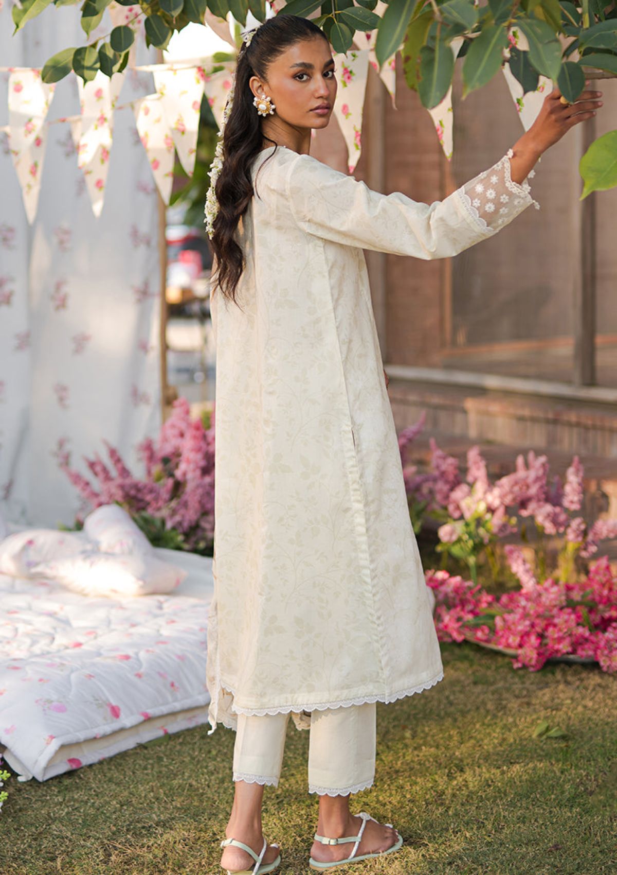 Lawn Collection - Cross Stitch - EidÃÂÃÂ LawnÃÂÃÂ - CEL24#25 - WHISPERING WHITE