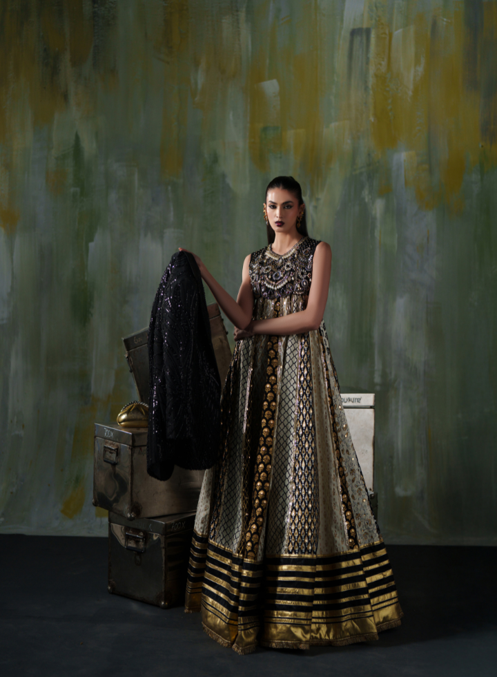 Vasal | Elys Festive Edit 26 | Majestic Gold Noir