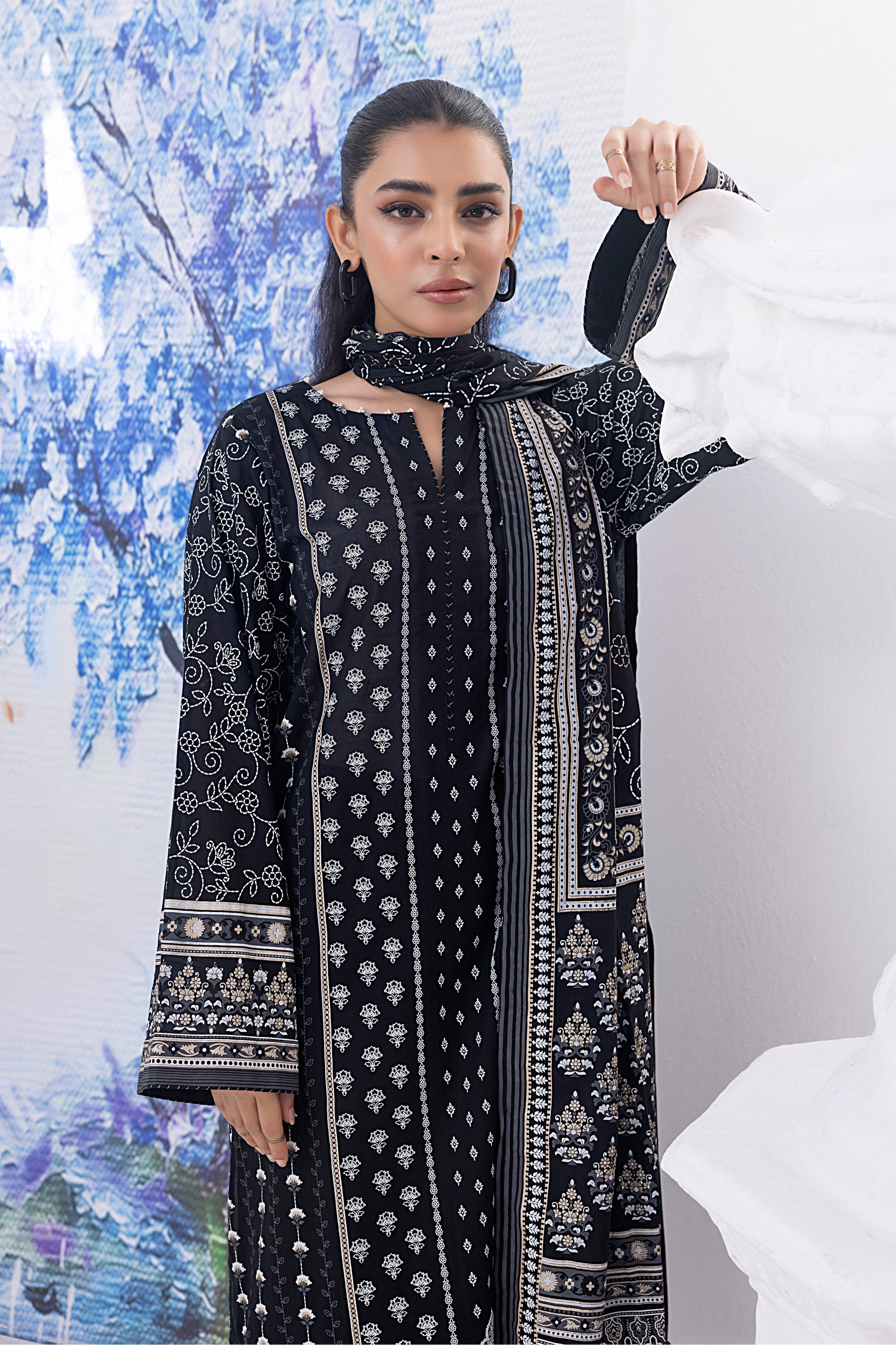 LSM | Winter Marina 24 | 0047 - Official LSM stockist in UK - Sakeena London