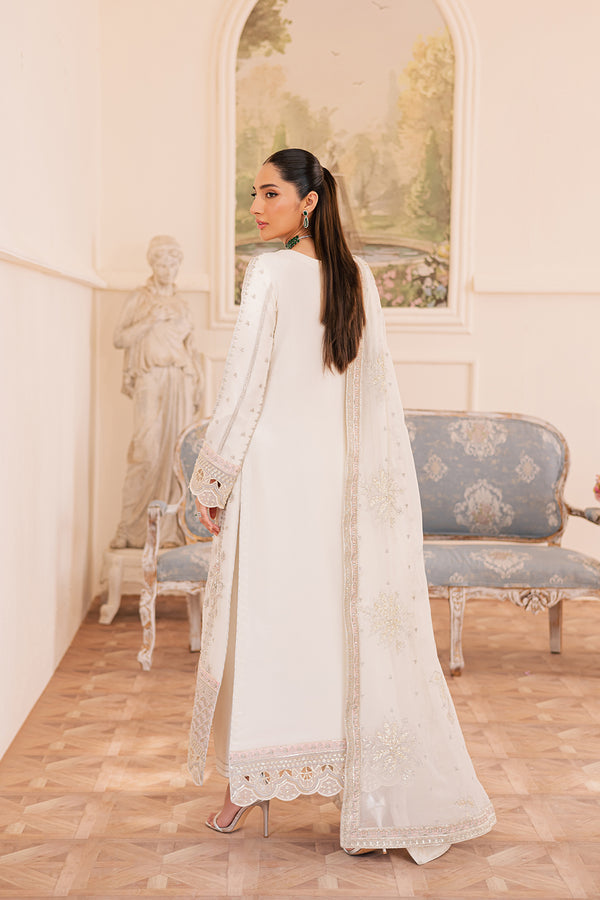 Emaan Adeel I Suave Luxury Formals I EZELLE - Official Emaan Adeel stockist in UK - Sakeena London