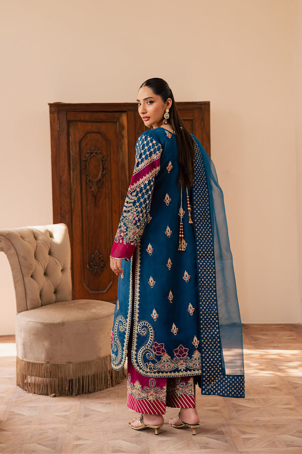Emaan Adeel I Suave Luxury Formals I AVOIR - Official Emaan Adeel stockist in UK - Sakeena London