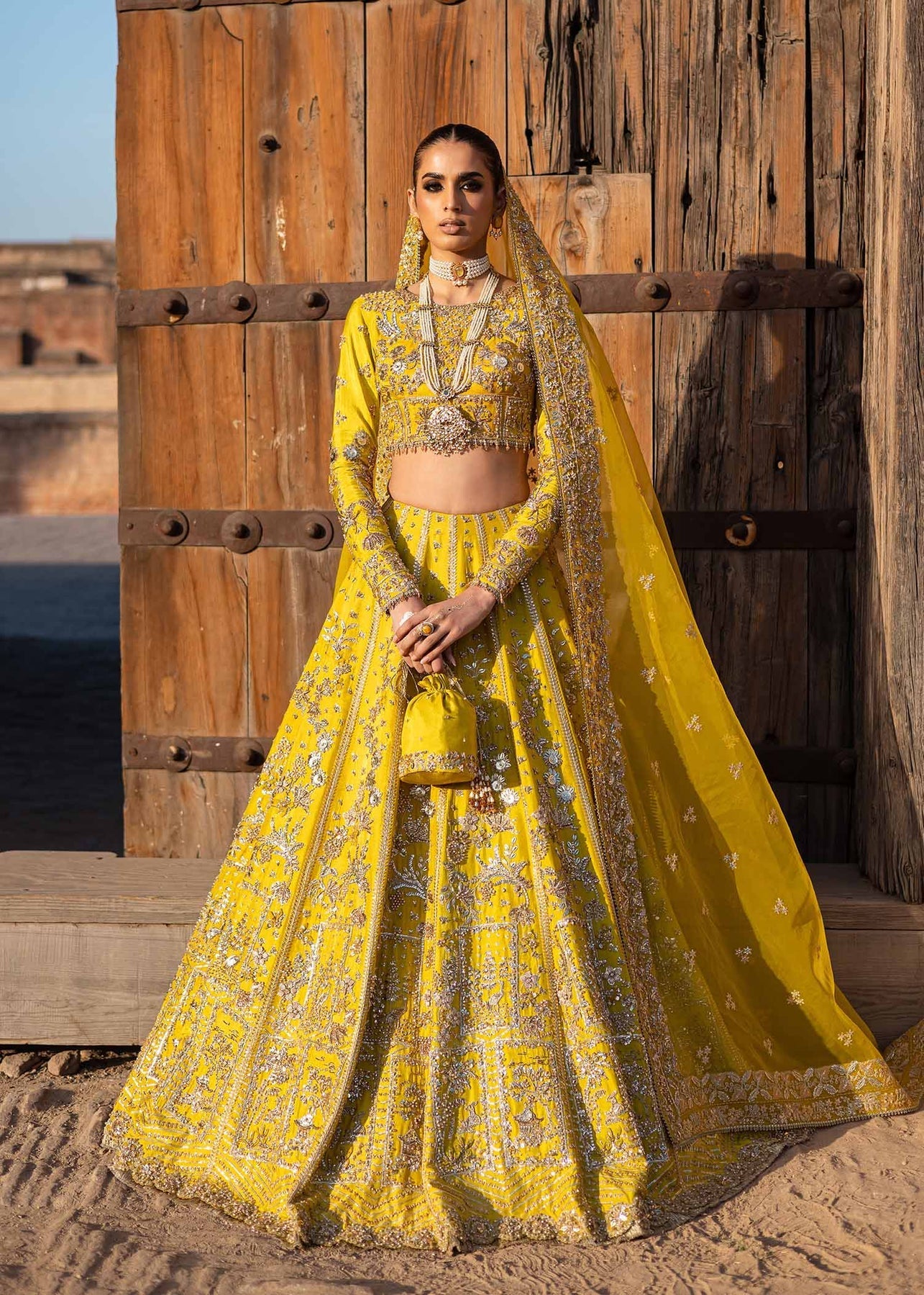 Akbar Aslam | Dastaan Luxury Formals | Nureh - Official Akbar Aslam stockist in UK - Sakeena London