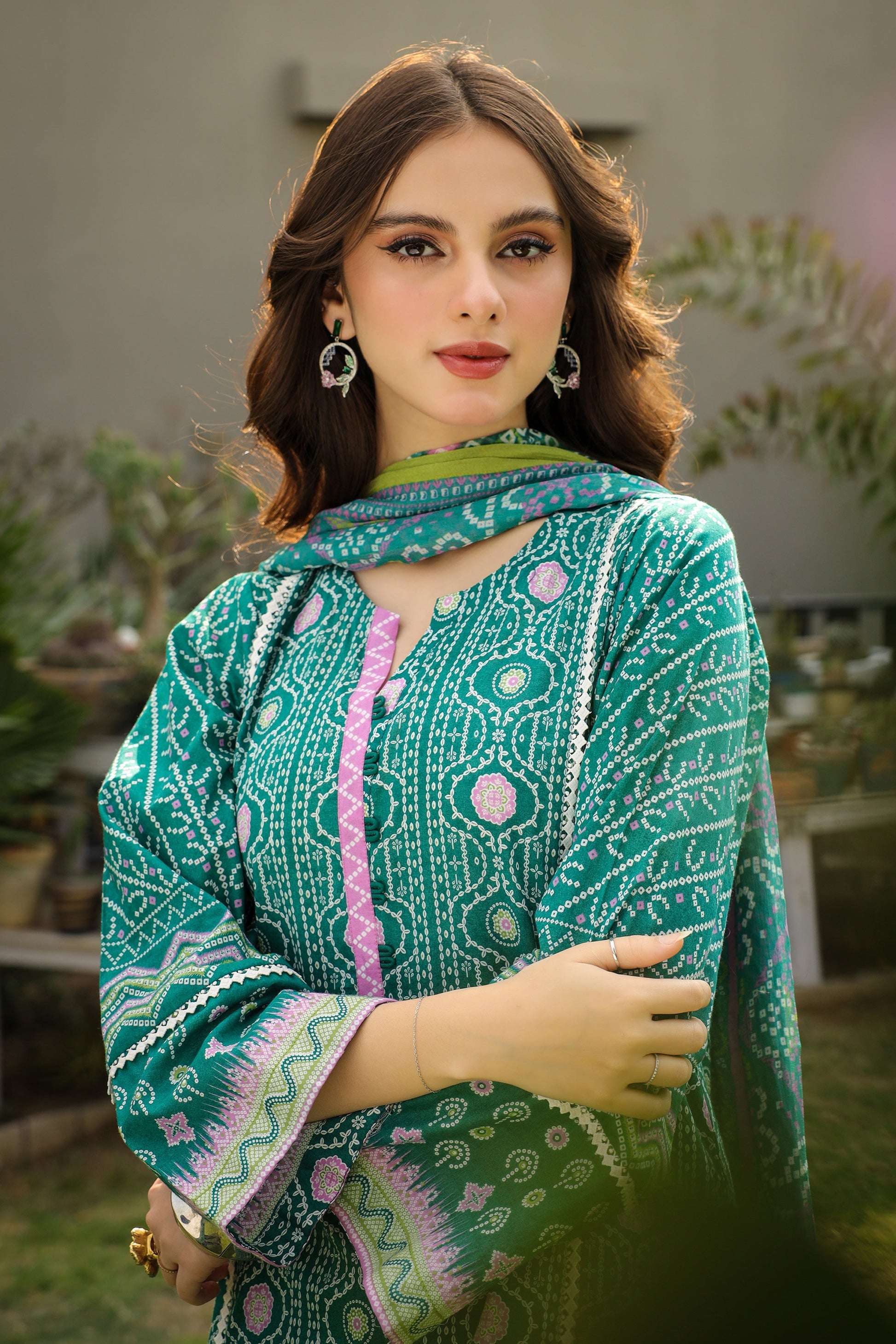 LSM | Winter Marina 24 | 0002-B - Official LSM stockist in UK - Sakeena London