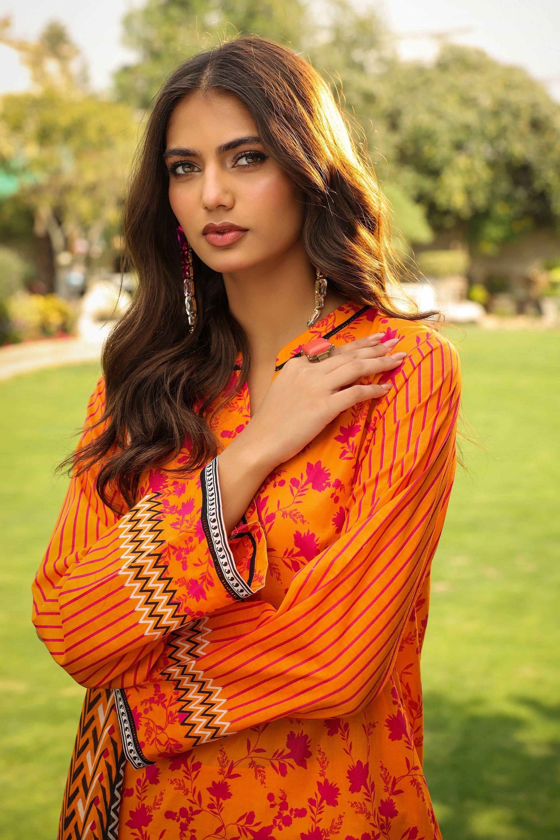 LSM | Winter Marina 24 | 0147-A - Official LSM stockist in UK - Sakeena London