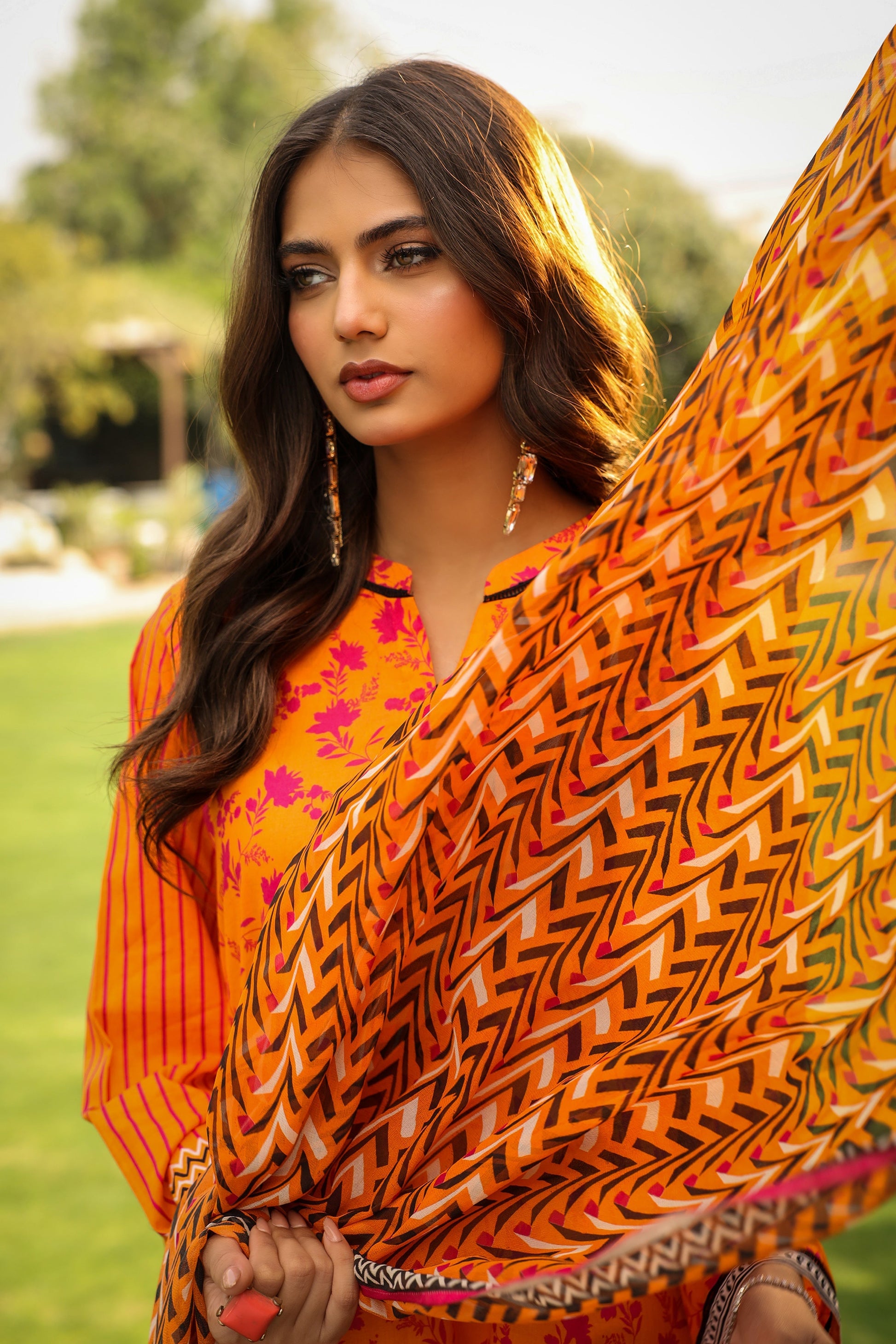 LSM | Winter Marina 24 | 0147-A - Official LSM stockist in UK - Sakeena London