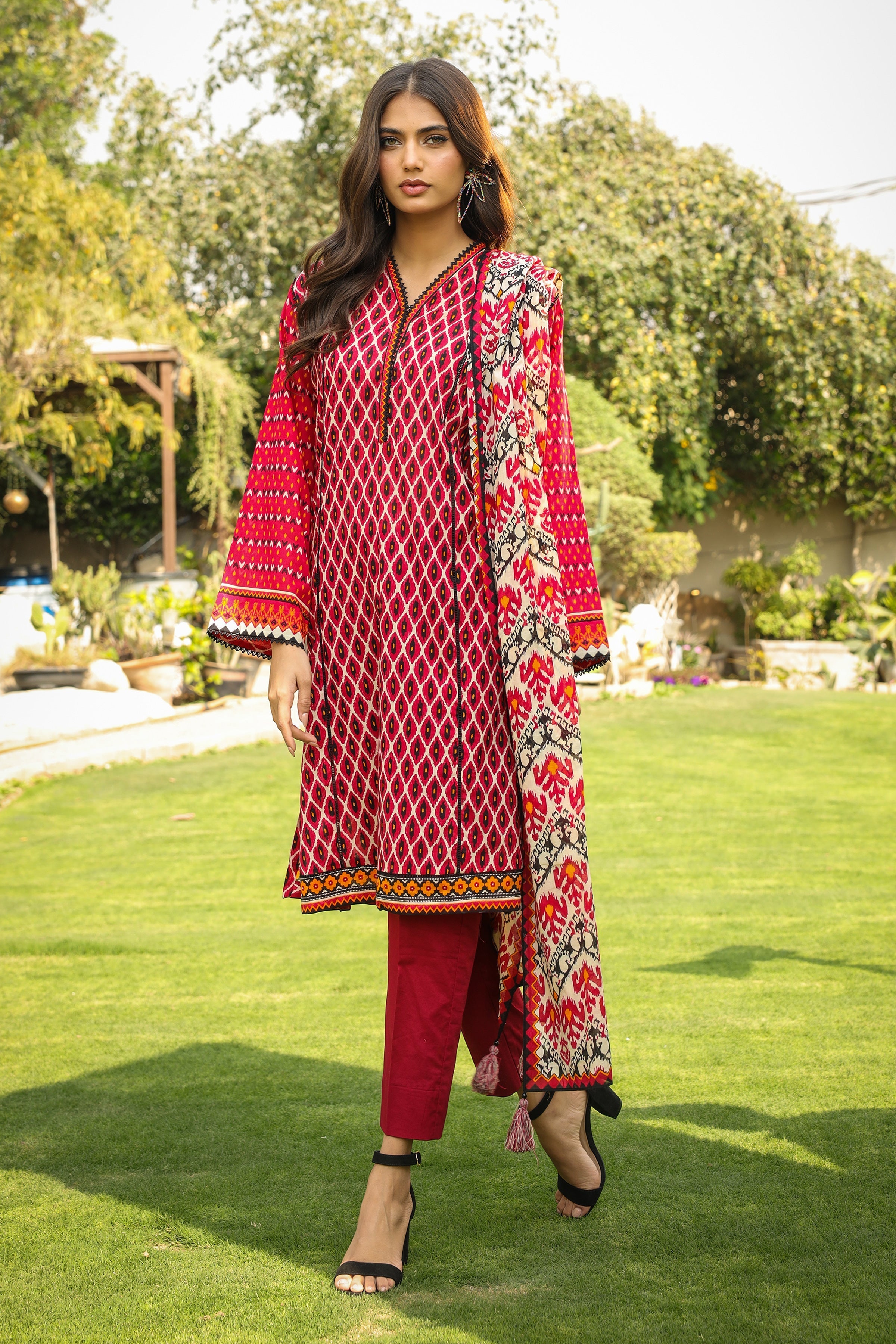 LSM | Winter Marina 24 | 0176-A - Official LSM stockist in UK - Sakeena London