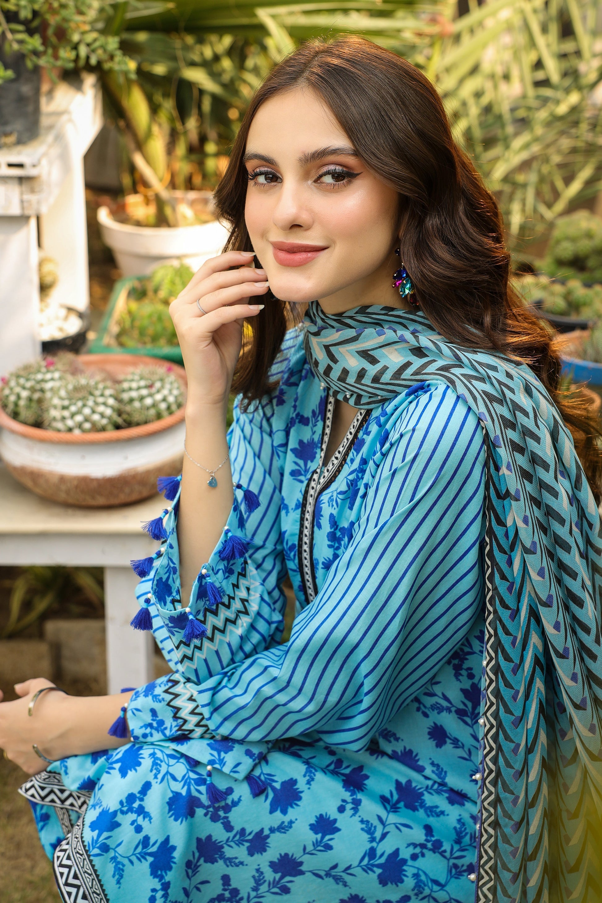 LSM | Winter Marina 24 | 0147-B - Official LSM stockist in UK - Sakeena London