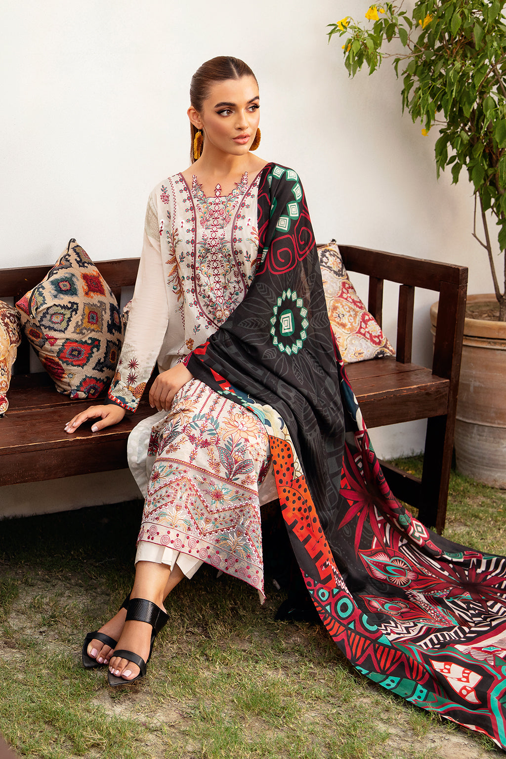 Ramsha | Luxury Lawn 24 | L-1208 - Official Ramsha stockist in UK - Sakeena London