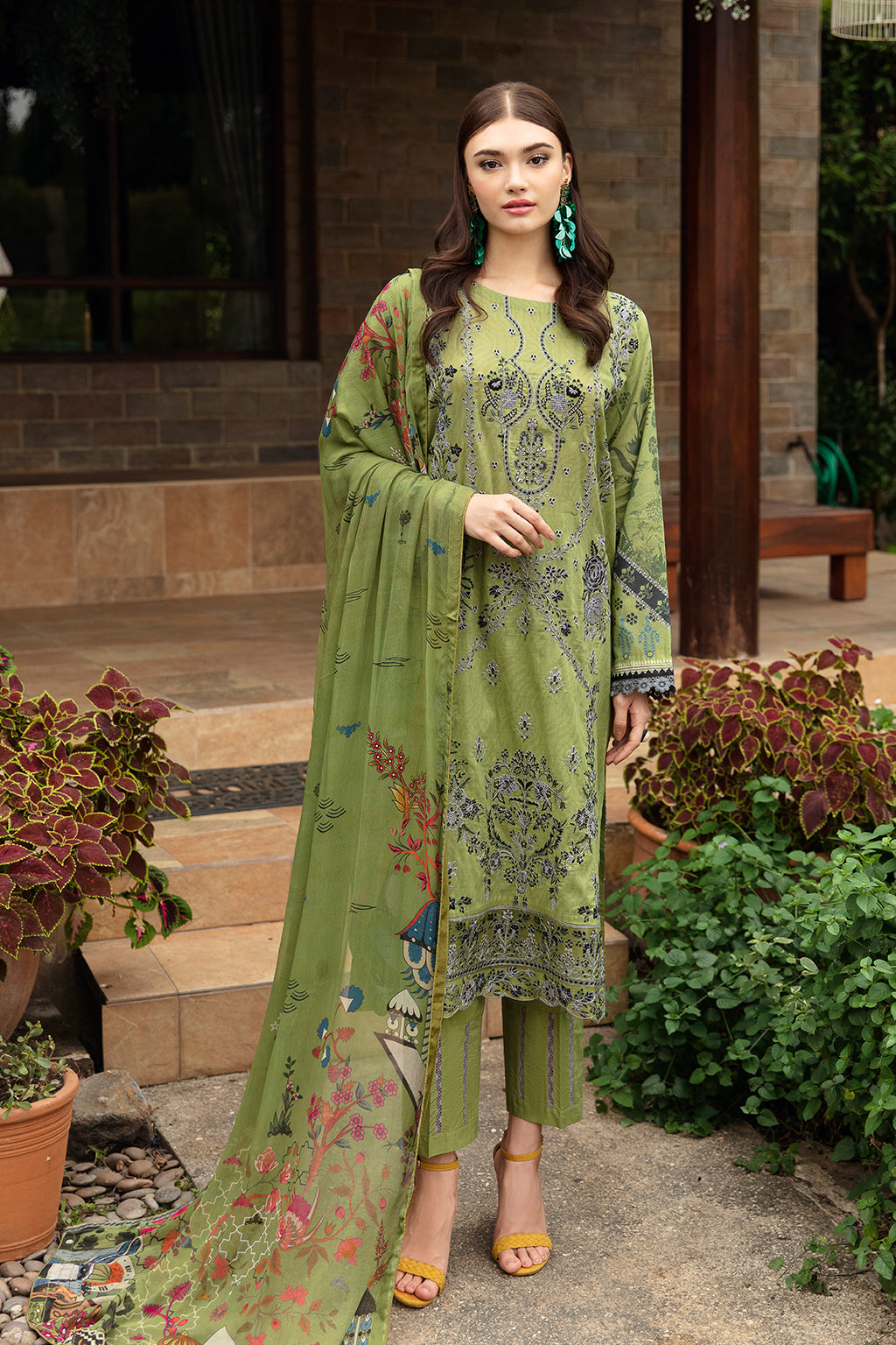 Ramsha | Riwayat Lawn Collection | Y-912 - Official Ramsha stockist in UK - Sakeena London