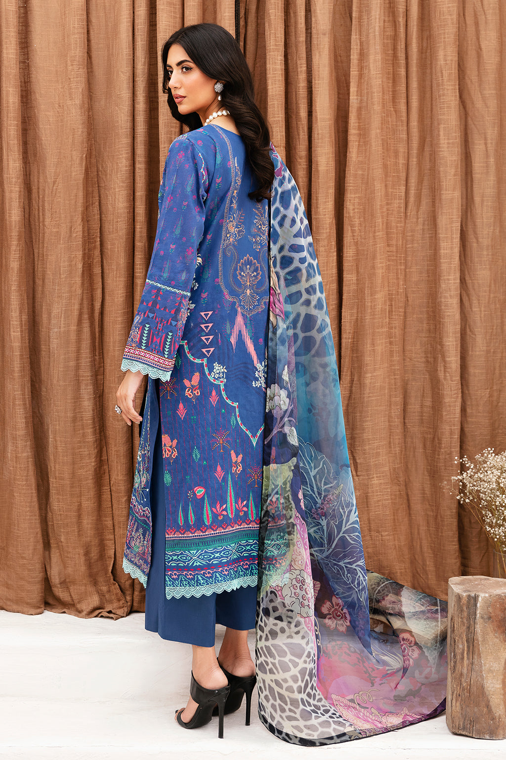 Ramsha | Mashaal Luxury Lawn | L-1112 - Official Ramsha stockist in UK - Sakeena London