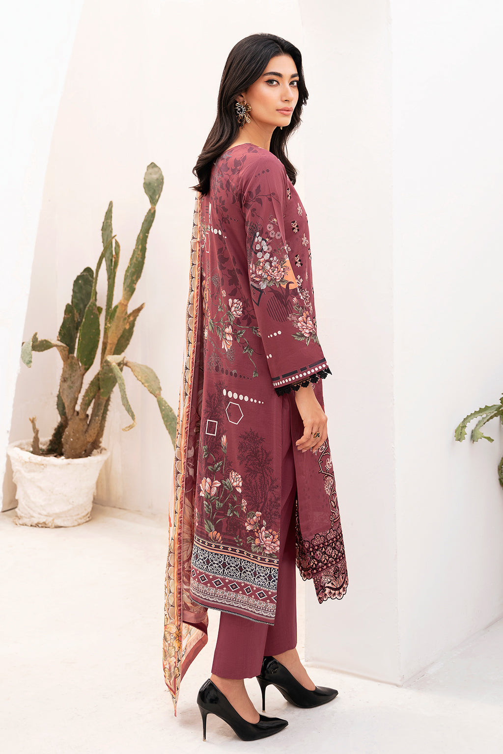 Ramsha | Mashaal Luxury Lawn | L-1108 - Official Ramsha stockist in UK - Sakeena London