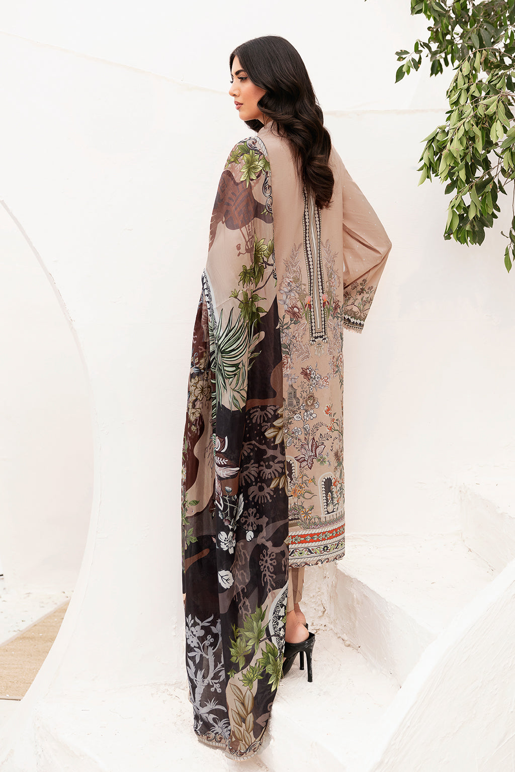 Ramsha | Mashaal Luxury Lawn | L-1106 - Official Ramsha stockist in UK - Sakeena London