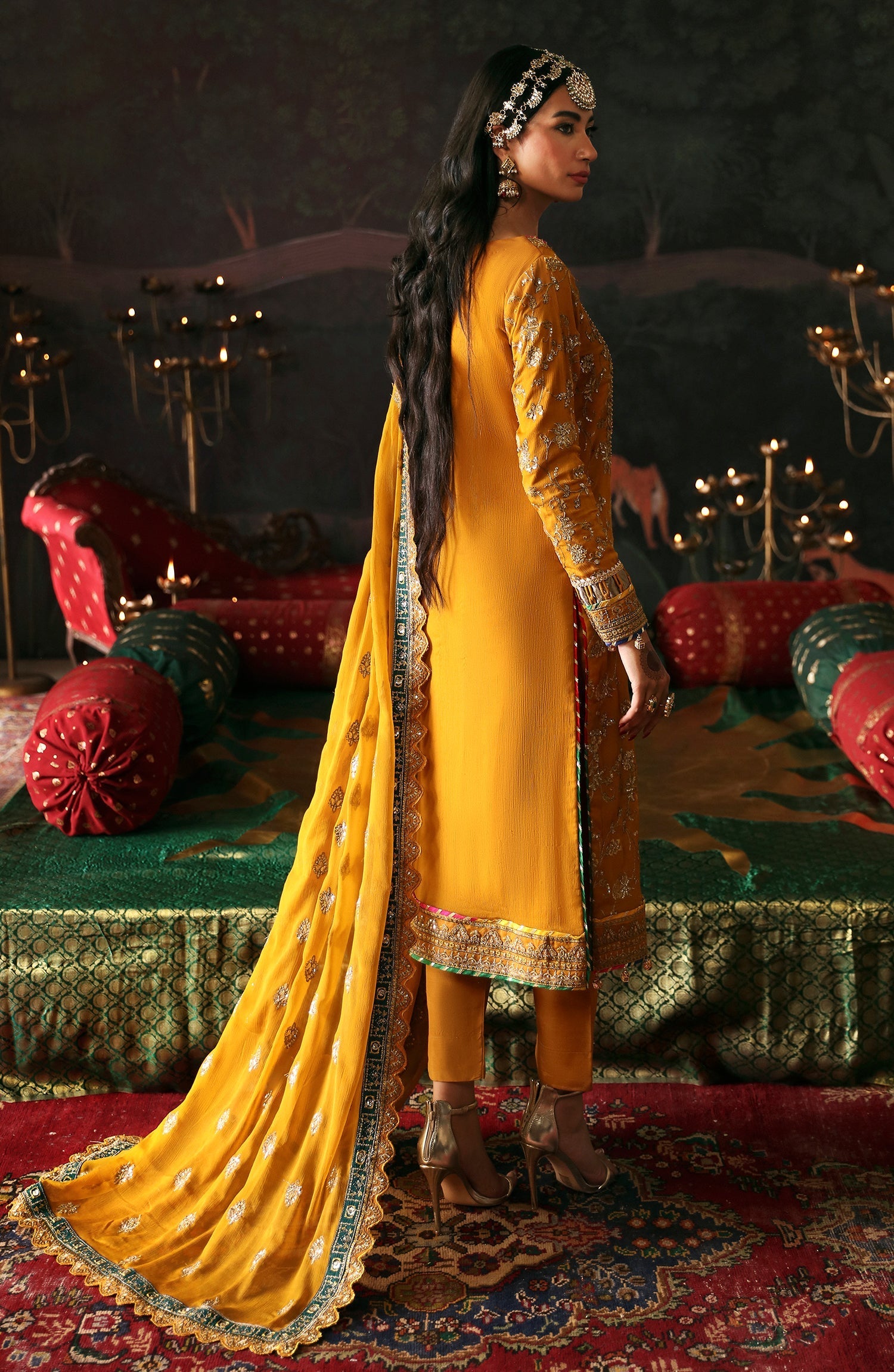 Emaan Adeel | Devdas Formals | ROSHAN JAHAN - Official Emaan Adeel stockist in UK - Sakeena London