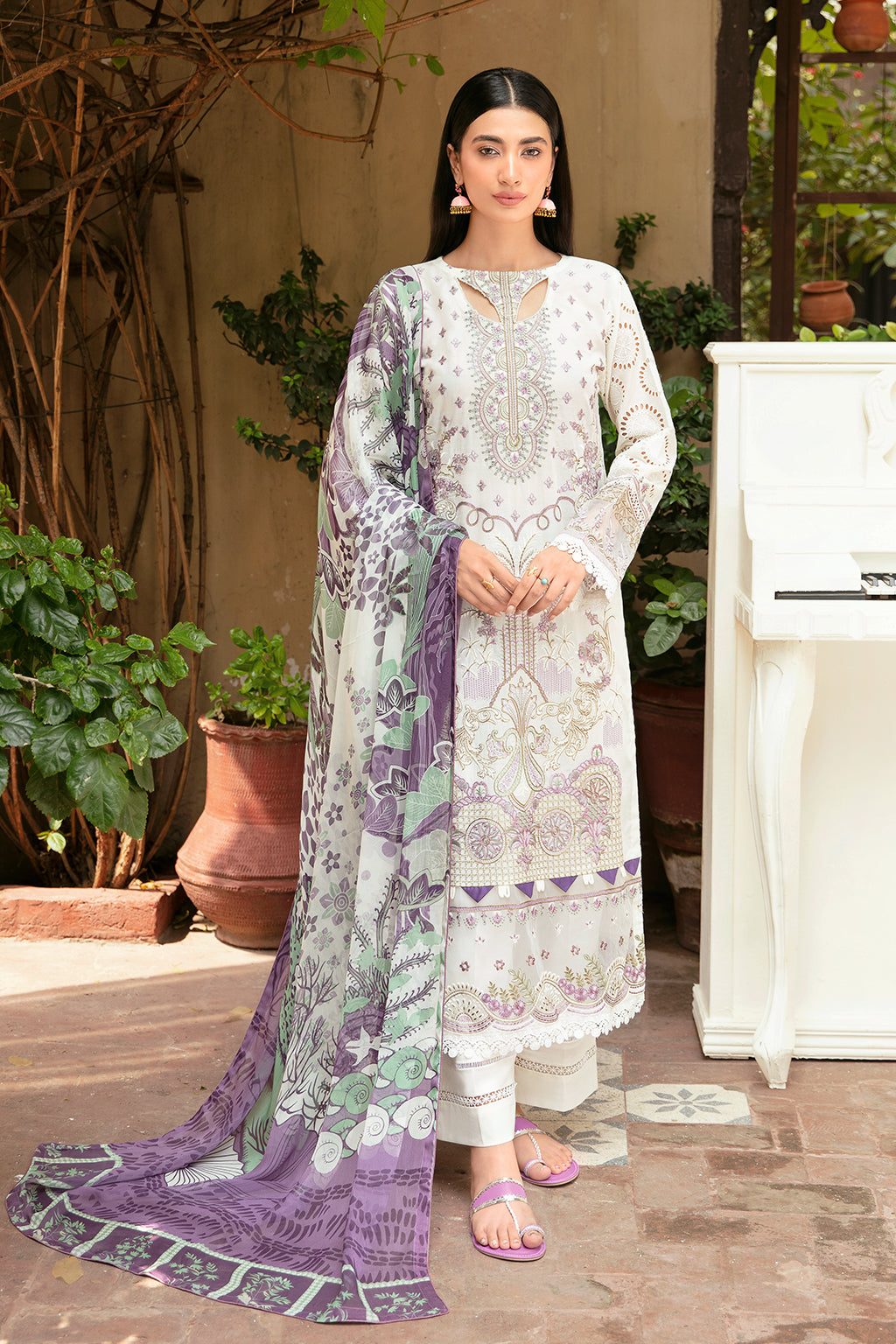 Ramsha | Mashaal Luxury Lawn | L-809 - Official Ramsha stockist in UK - Sakeena London