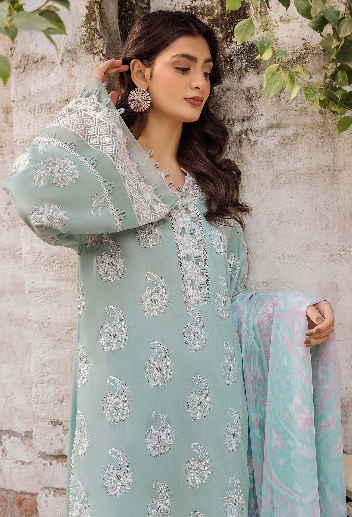 Adans Libas | Inara 25 | CHIKANKARI 4770 - Official Adans Libas stockist in UK - Sakeena London