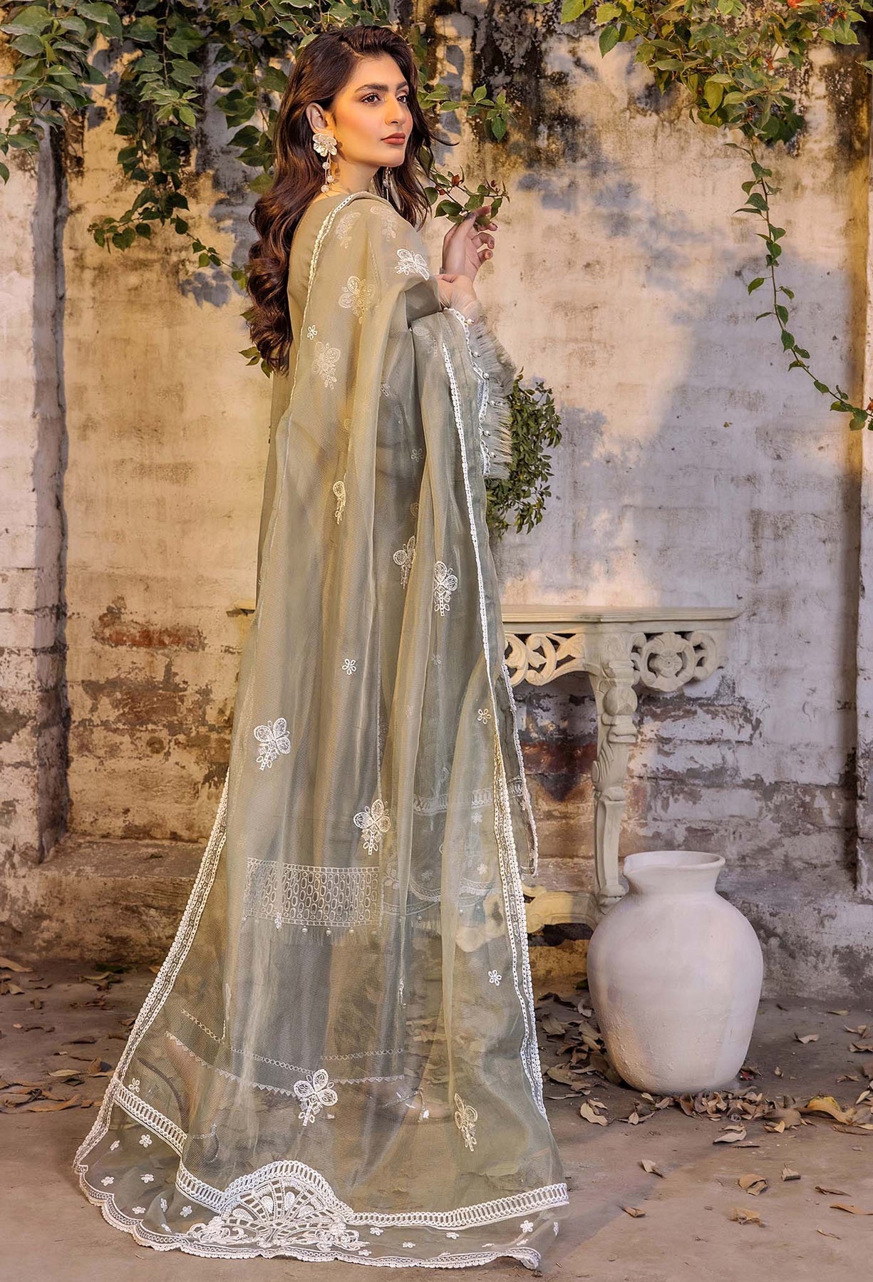 Adans Libas | Inara 25 | CHIKANKARI 4772 - Official Adans Libas stockist in UK - Sakeena London