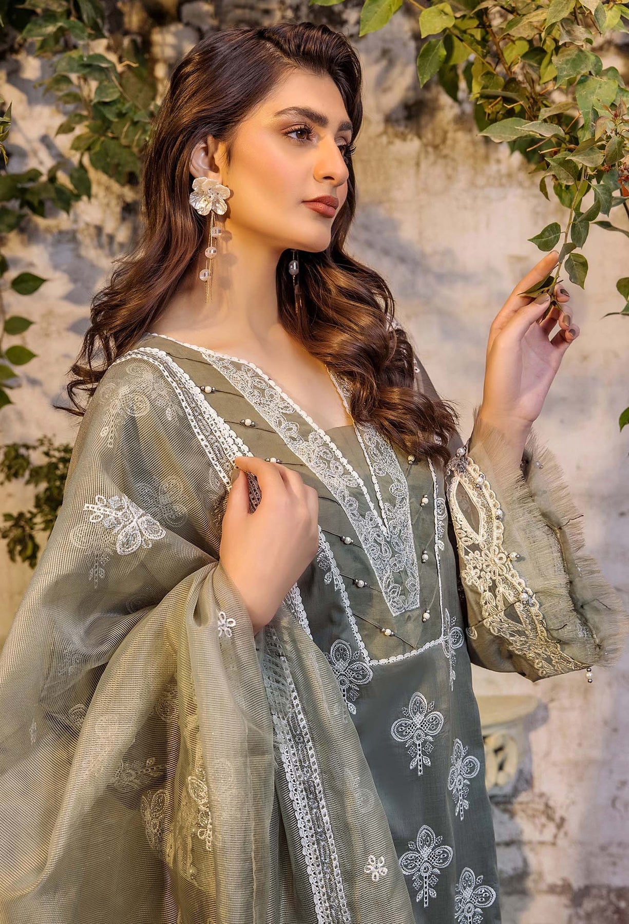 Adans Libas | Chikankari 25 | 4772 - Official Adans Libas stockist in UK - Sakeena London