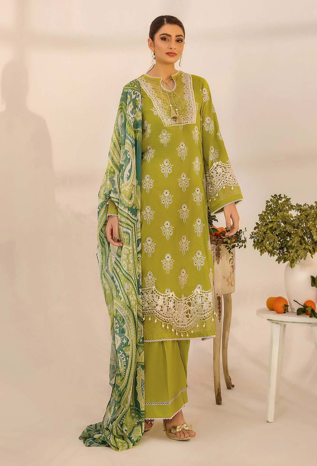 Adans Libas | Chikankari 25 | 4776 - Official Adans Libas stockist in UK - Sakeena London