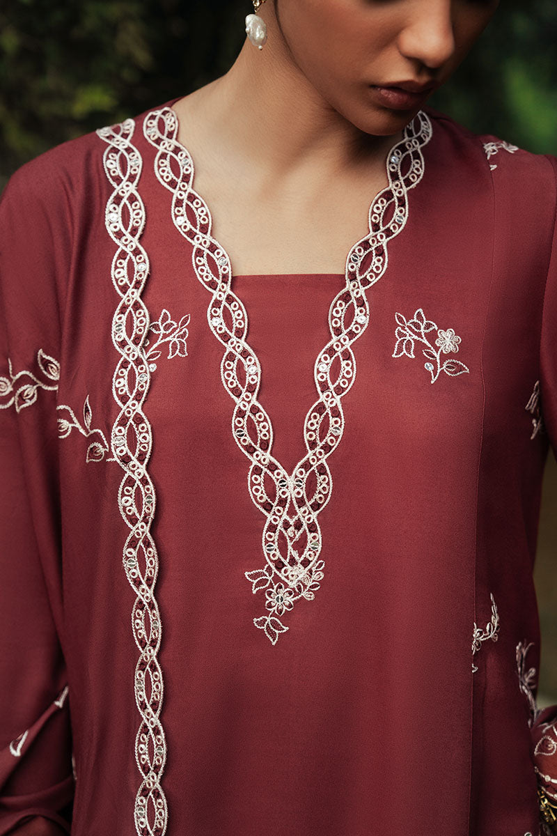 Cross Stitch | Khaddar Linen 25 | ROUGE LUXE - Official Cross Stitch stockist in UK - Sakeena London