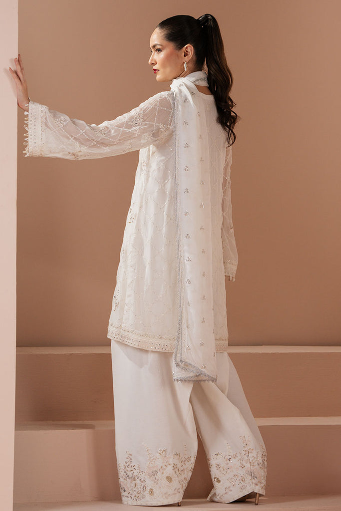 Cross Stitch | Luxe Atelier 25 | ANTIQUE WHITE - Official Cross Stitch stockist in UK - Sakeena London