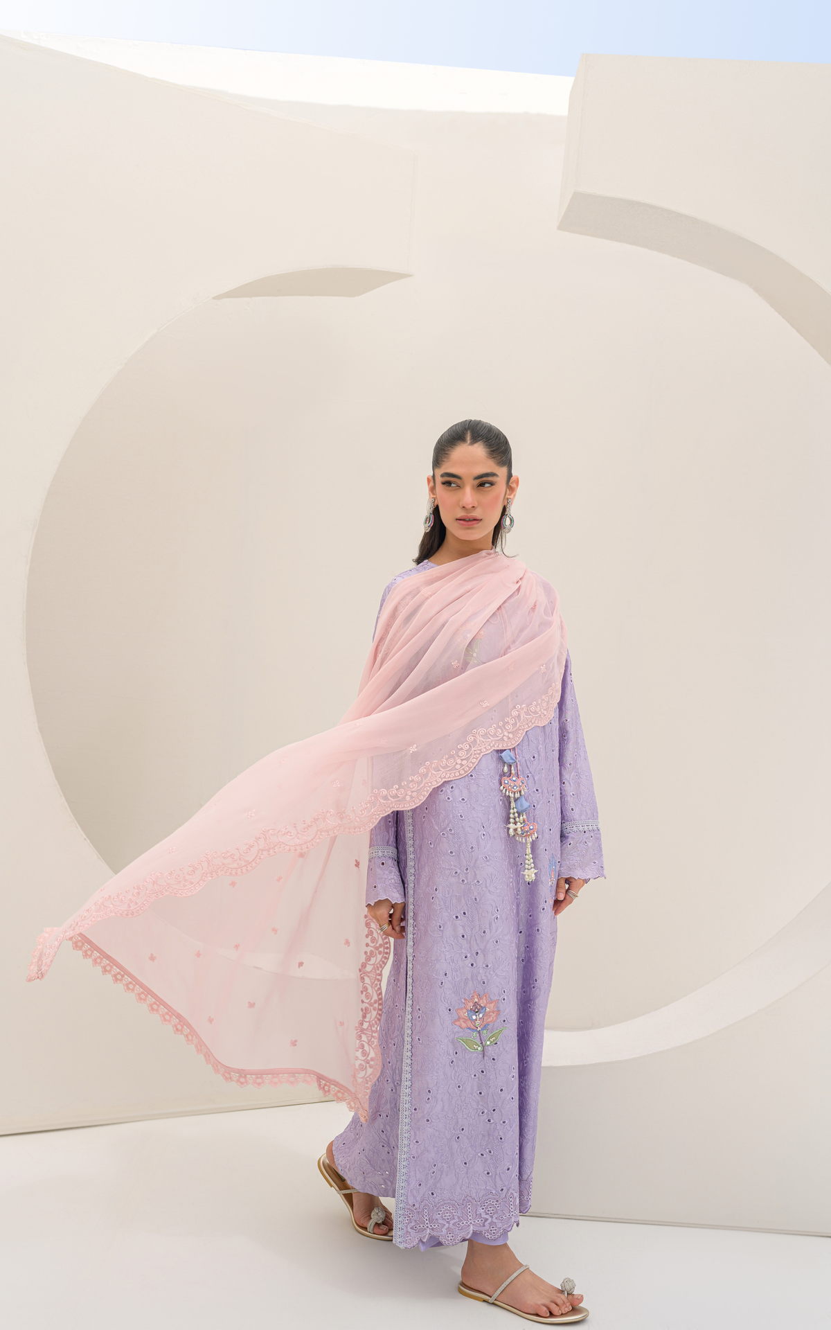 Sana Abbas | Ara Eid Luxe | Veya