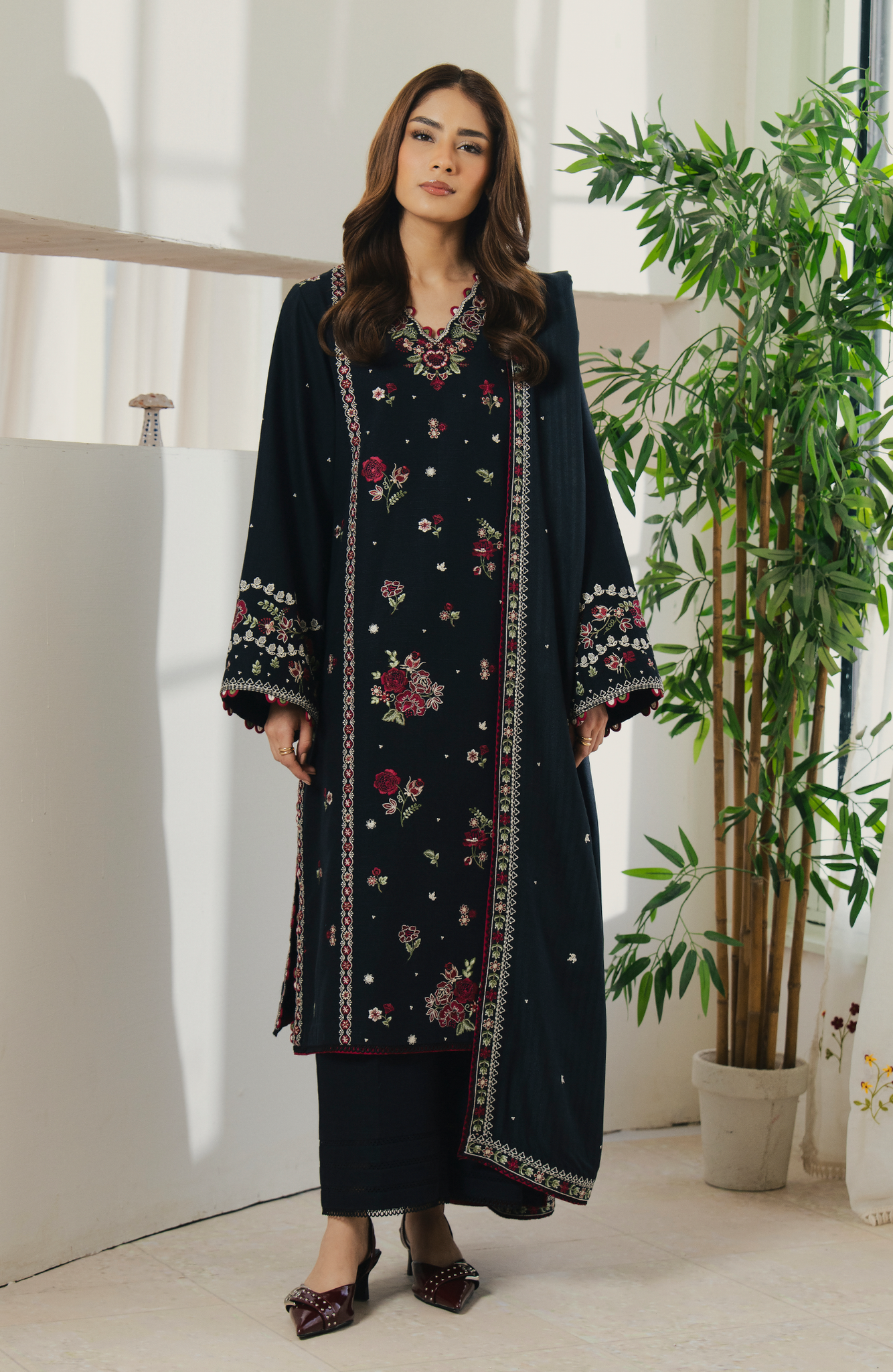 Seran | Winter Embroidered 25 | Noirelle - Official Seran stockist in UK - Sakeena London