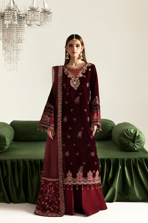 Emaan Adeel | Zarposh Velvet 25 | NADIRA - Official Emaan Adeel stockist in UK - Sakeena London