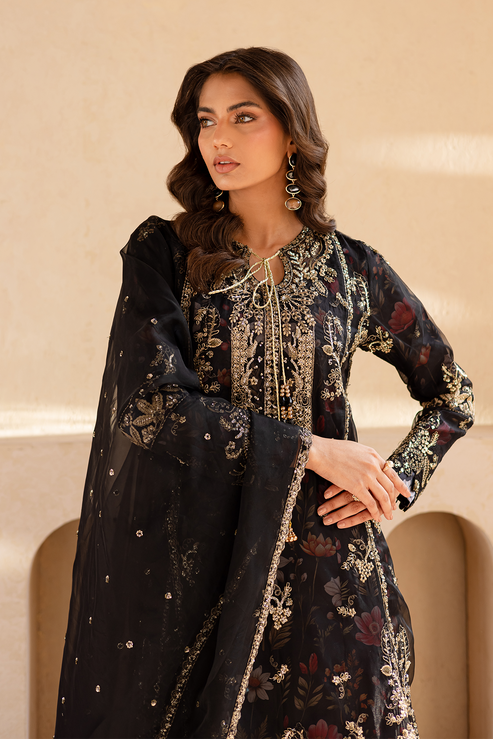 Emaan Adeel | Noore Festive Formals | ZAREYA - Official Emaan Adeel stockist in UK - Sakeena London