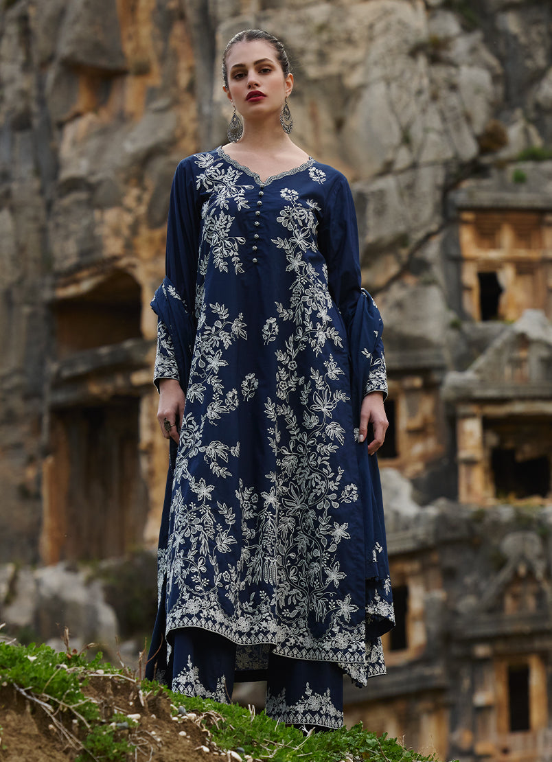 Image | Lawnkari 25 | Yara - Official Image stockist in UK - Sakeena London