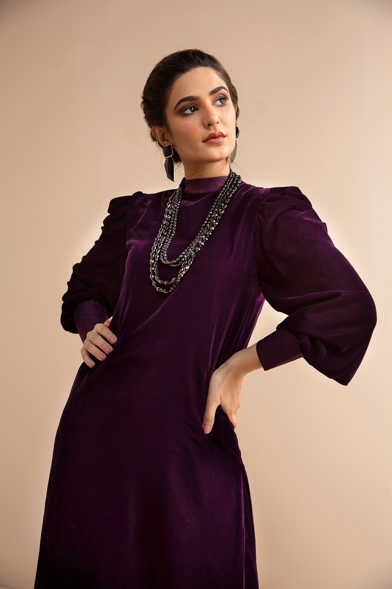 Hana | Mavi Velvets | VLT009 - Official Hana stockist in UK - Sakeena London