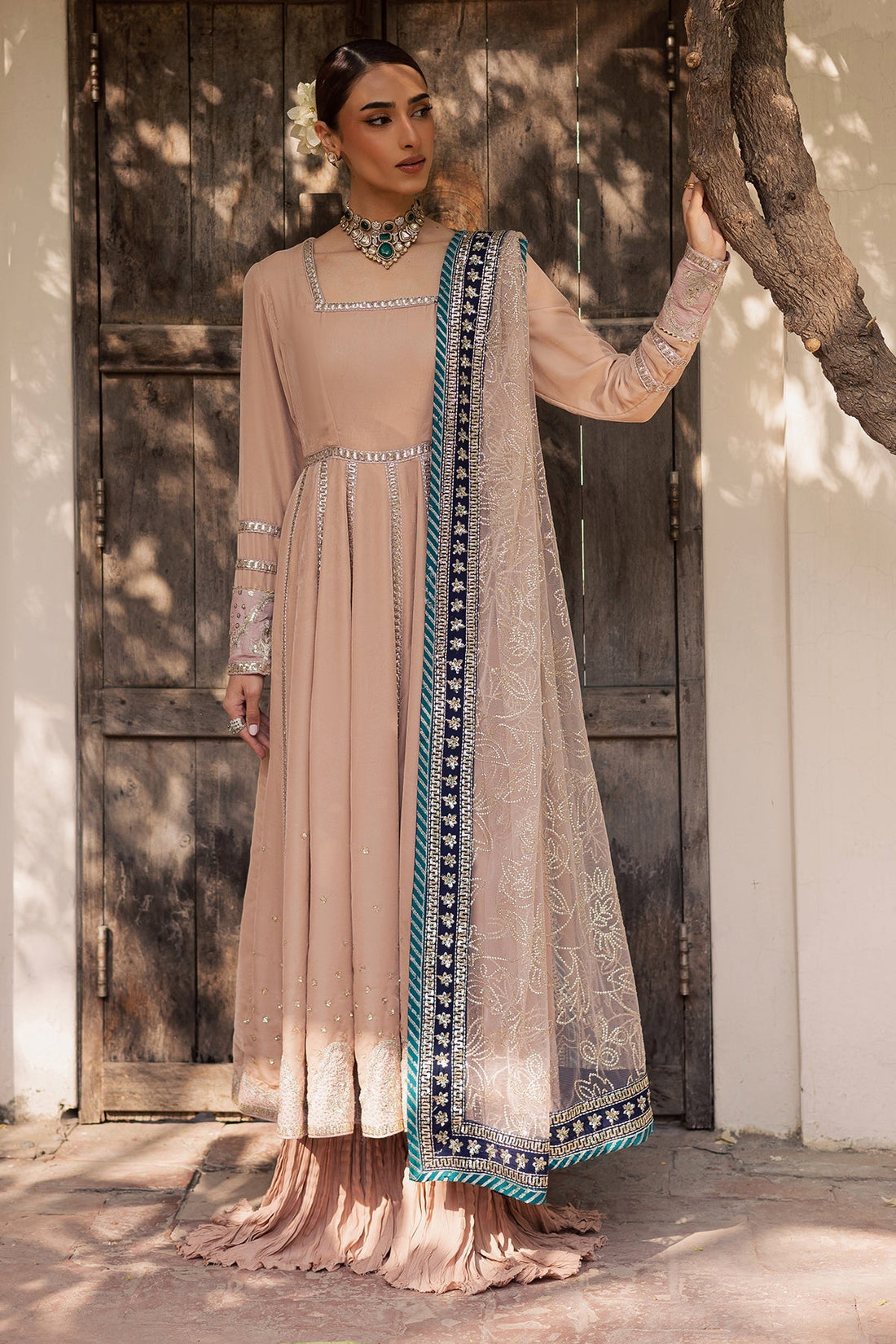 Nureh | Maya Velvet | NW-117 - Official Nureh stockist in UK - Sakeena London