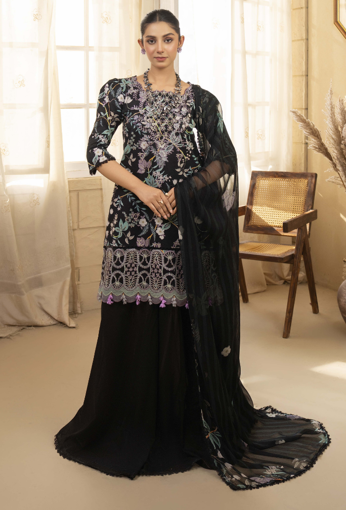 Humdum | Senora Lawn 25 | Senora - D02 - Official Humdum stockist in UK - Sakeena London