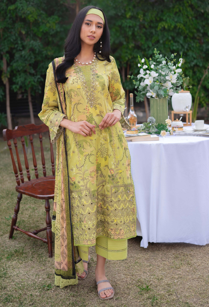 Humdum | Gardenia Lawn 24 | Printkari Lawn PLG 09 - Official HumDum stockist in UK - Sakeena London