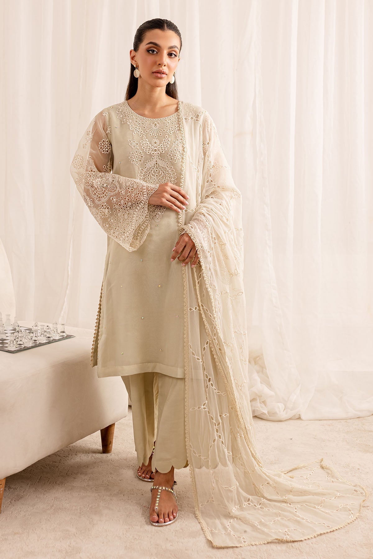 Nureh | Fancy Formals | NP-522 - Official Nureh stockist in UK - Sakeena London