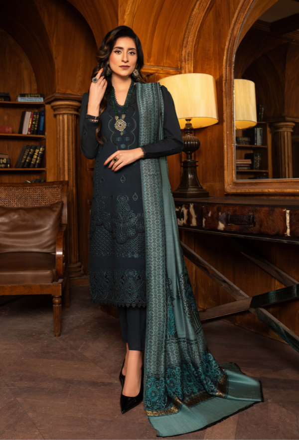 Humdum | Aaima 25 | D01 - Official Humdum stockist in UK - Sakeena London