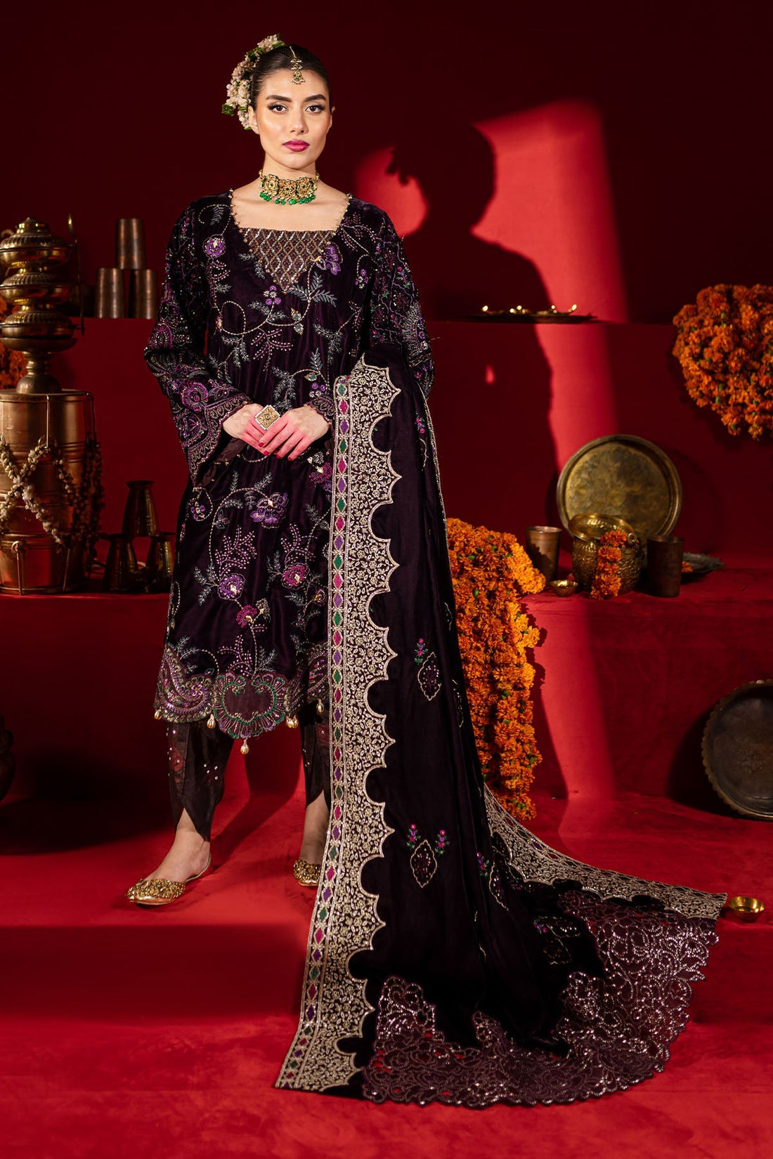 Nureh | Maya Velvet | NW-91 - Official Nureh stockist in UK - Sakeena London