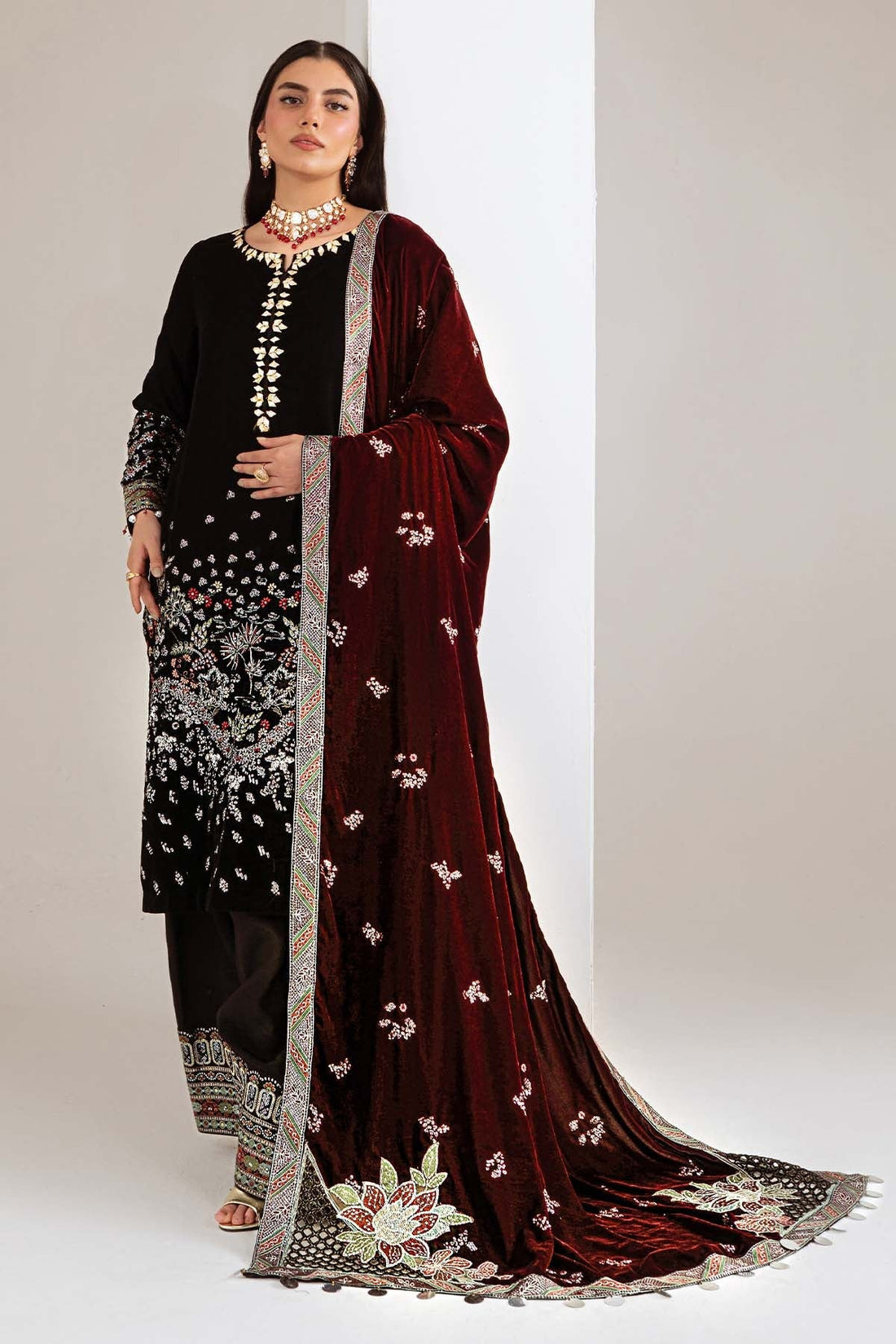 Nureh | Maya Velvet | NW-113 - Official Nureh stockist in UK - Sakeena London