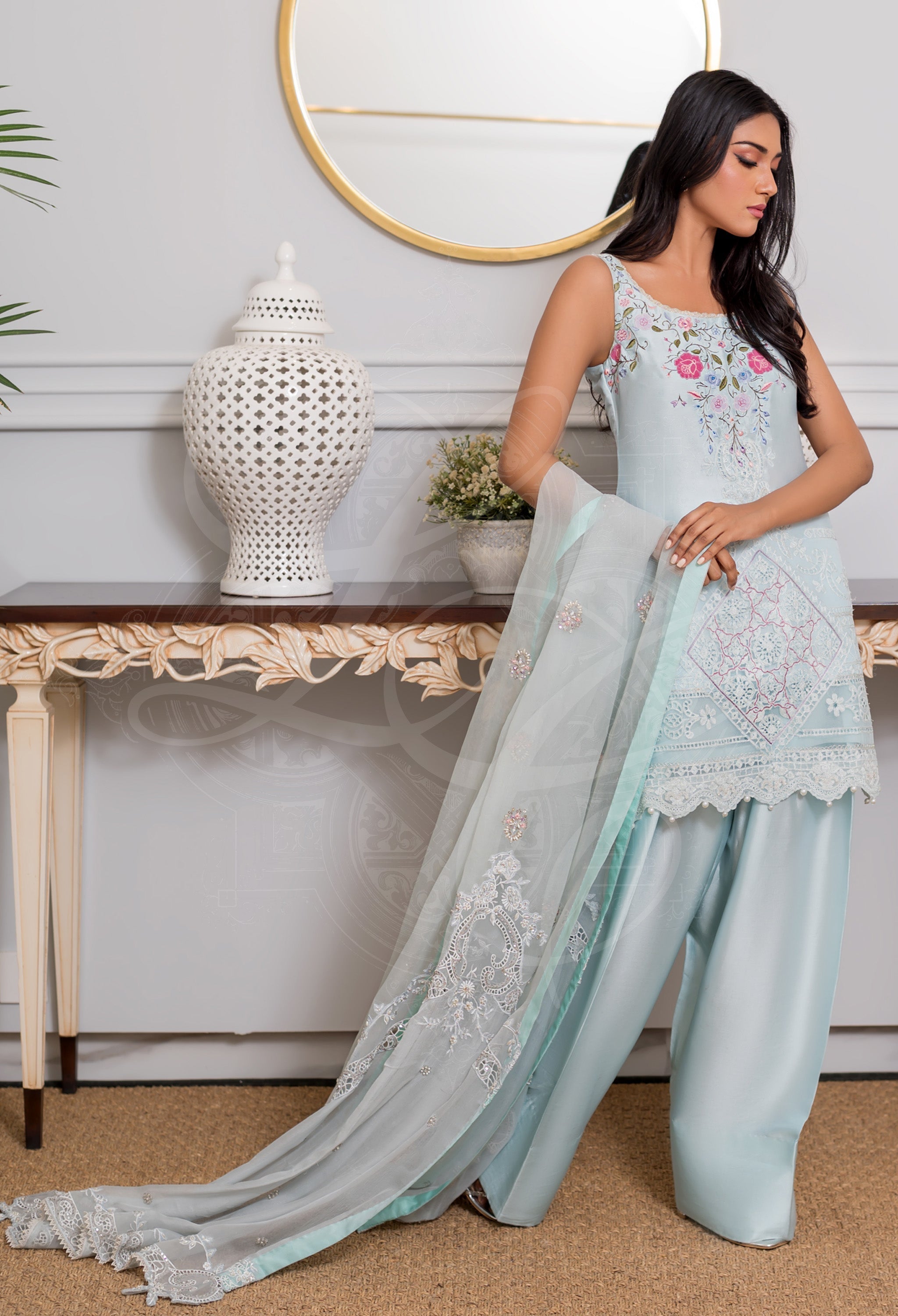Layla Chatoor | Pret A Porter | LC-40