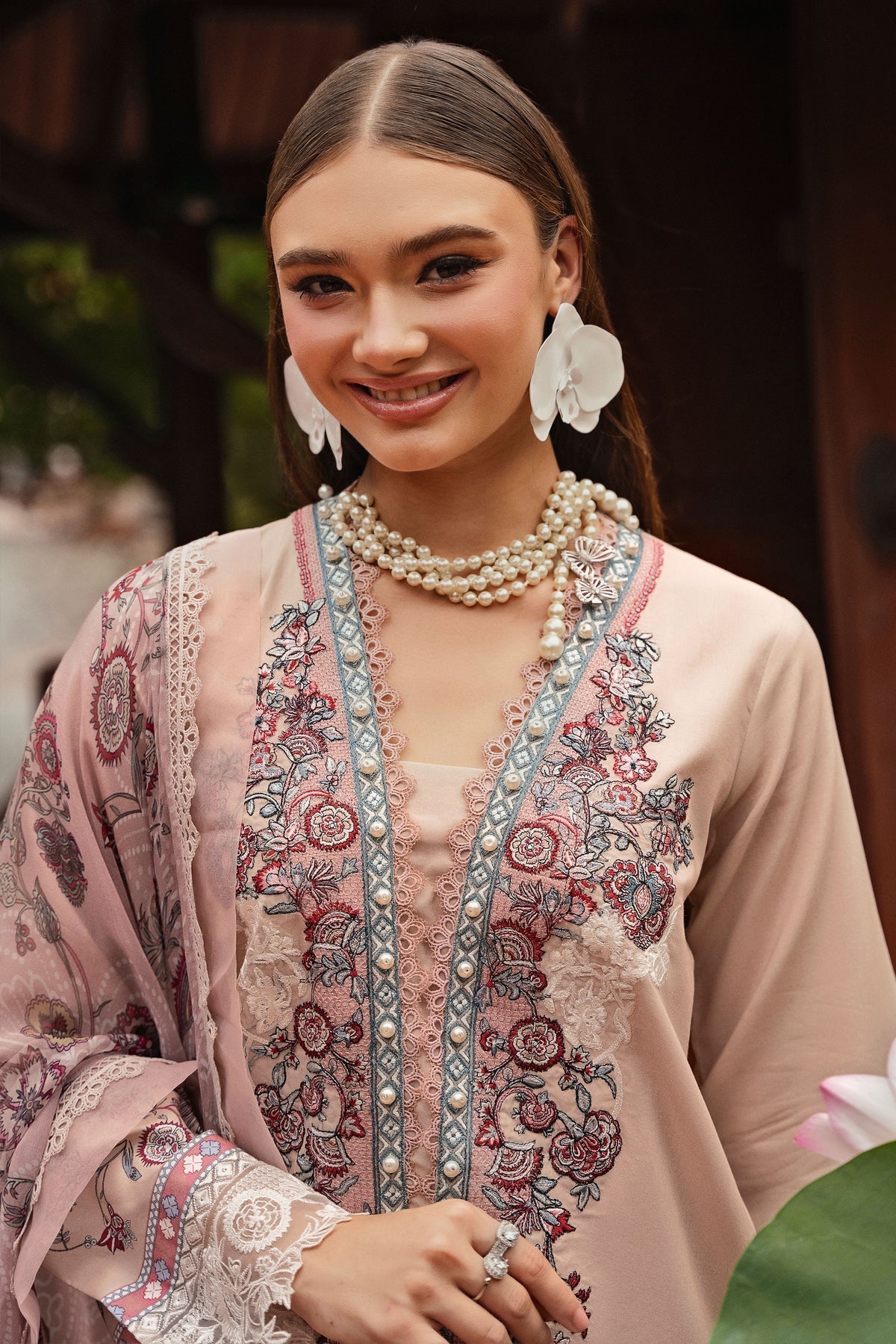 Jade | Bliss Lawn | D06 - Official Jade stockist in UK - Sakeena London