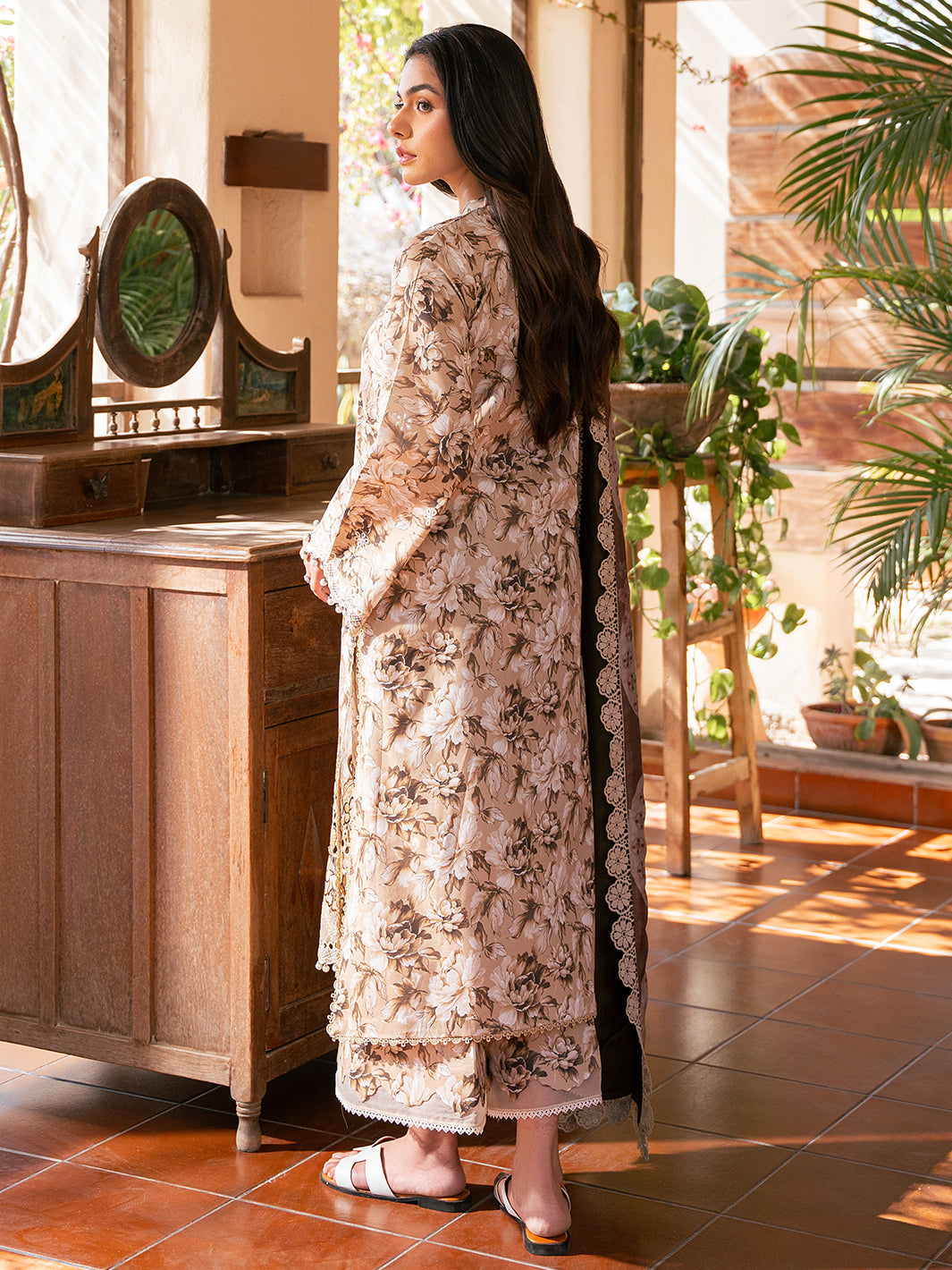 Bin Ilyas | Hazel Printed Lawn 25 | 2075 - B - Official Bin Ilyas stockist in UK - Sakeena London