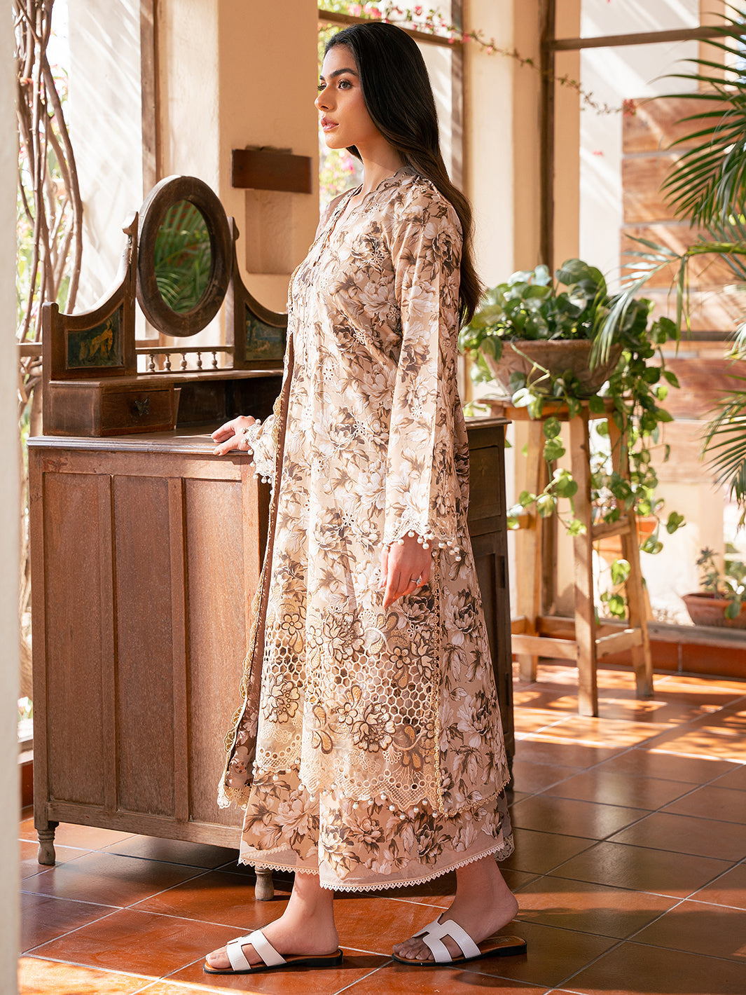 Bin Ilyas | Hazel Printed Lawn 25 | 2075 - B - Official Bin Ilyas stockist in UK - Sakeena London